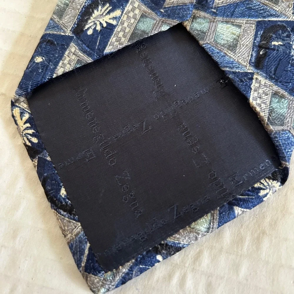 Ermenegildo Zegna Silk Tie Blue Silver Geometric Disegno Esclusivo Made in Italy